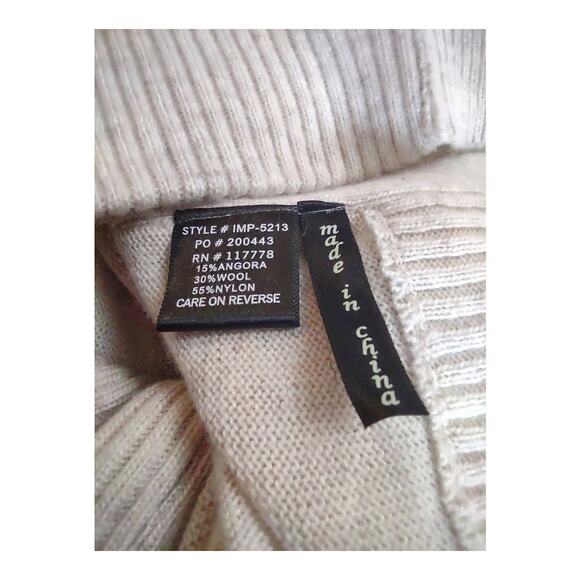 LOVESTITCH Oatmeal Angora Blend Knit Sweater V-Neck Size Large - Picture 9 of 11